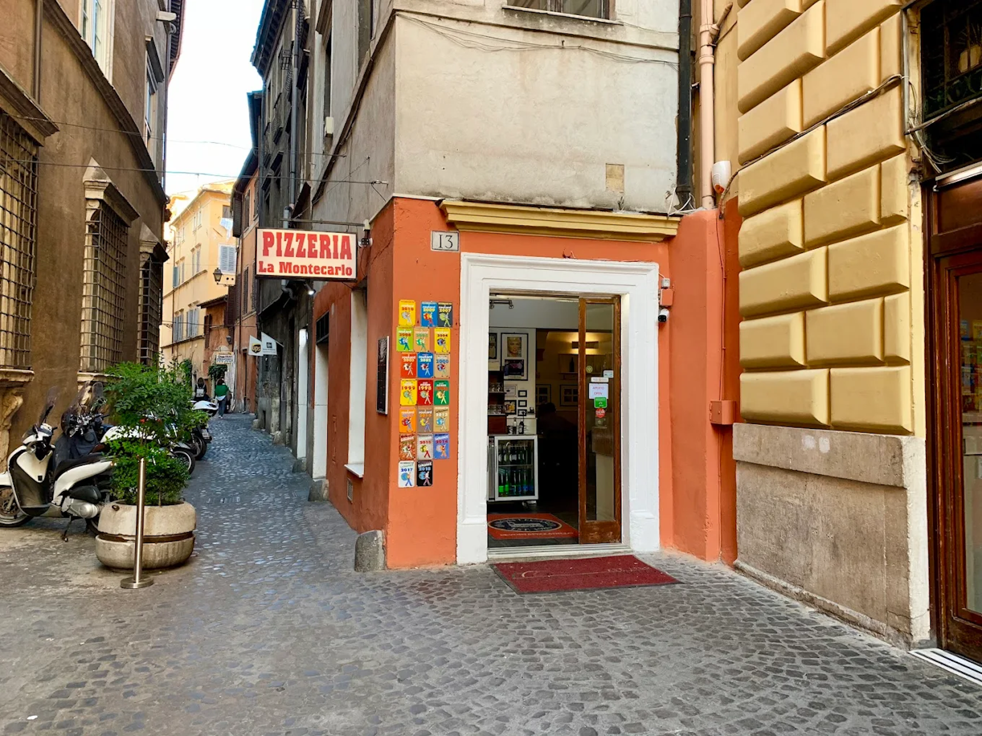 Pizzeria La Montecarlo